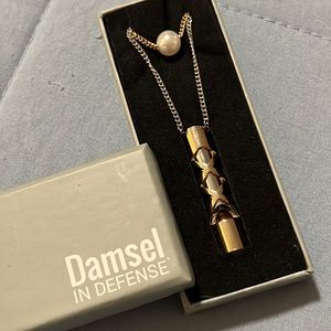 Damsel in Defense Whistle Necklace 130 Decibels Protection Faux Pearl 2 Chain 22